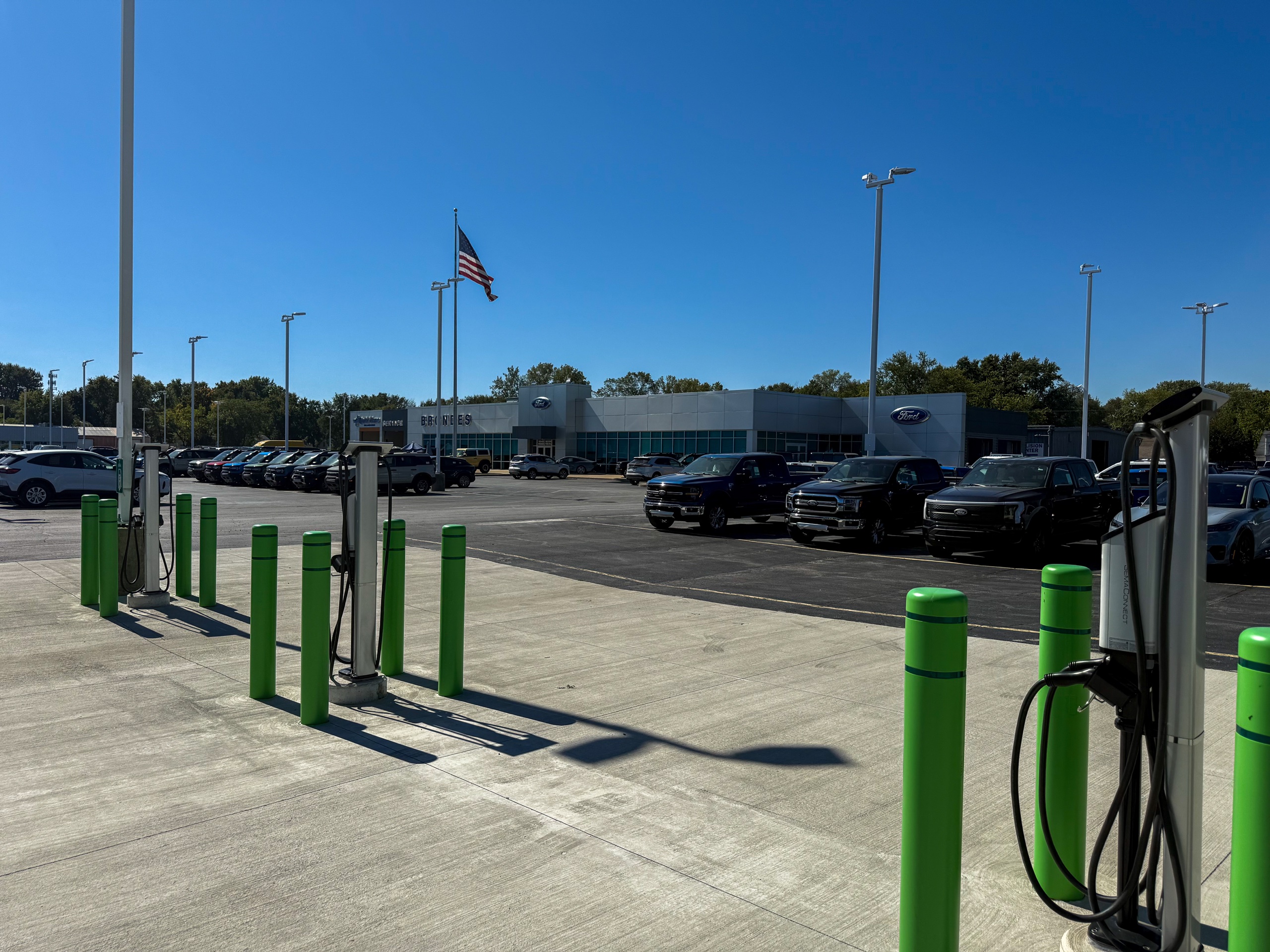 EV charging at Brondes Ford Toledo